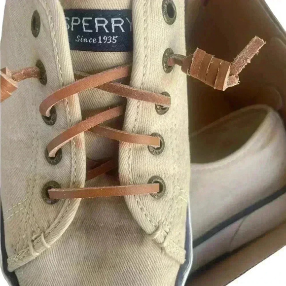 SPERRY women's sneakers. In great used condition color Oat sand tan Size 7.5 - Picture 9 of 11